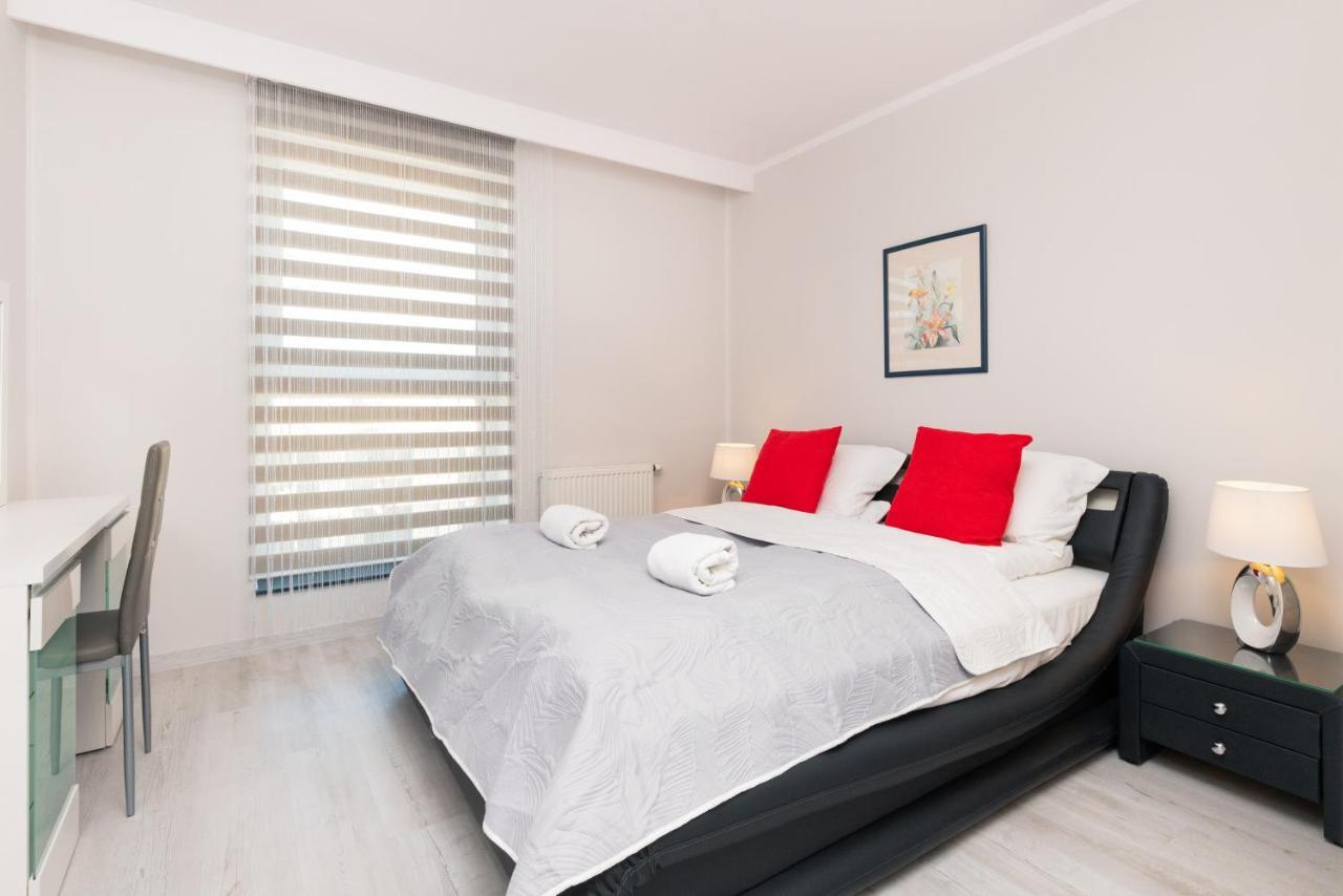 Apartamenty Blisko Starego Miasta - Angielska Grobla By Noclegi Renters Гданск Екстериор снимка