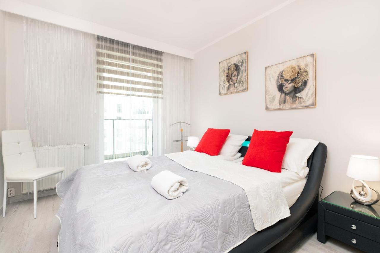 Apartamenty Blisko Starego Miasta - Angielska Grobla By Noclegi Renters Гданск Екстериор снимка