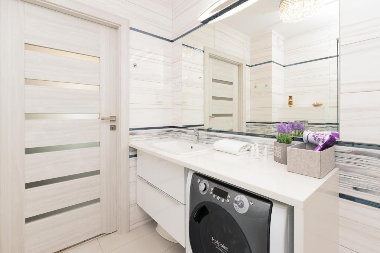 Apartamenty Blisko Starego Miasta - Angielska Grobla By Noclegi Renters Гданск Екстериор снимка